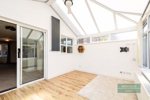 Photo 19- click for photo gallery